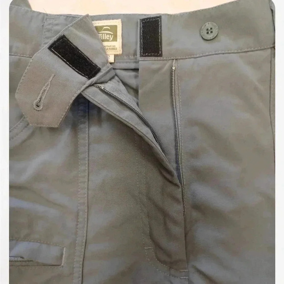 Tilley Grey Nylon Convertible Pants Cargo Shorts  Size 12 - Picture 9 of 10
